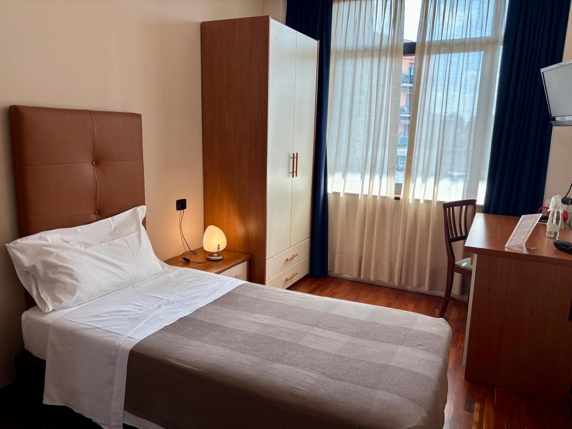 Sole Della Franciacorta - Hotel & Restaurant Capriolo المظهر الخارجي الصورة