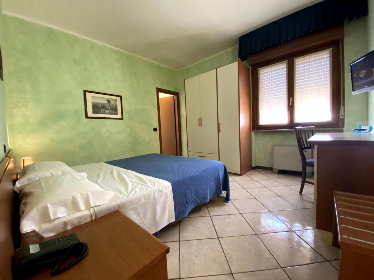 Sole Della Franciacorta - Hotel & Restaurant Capriolo المظهر الخارجي الصورة